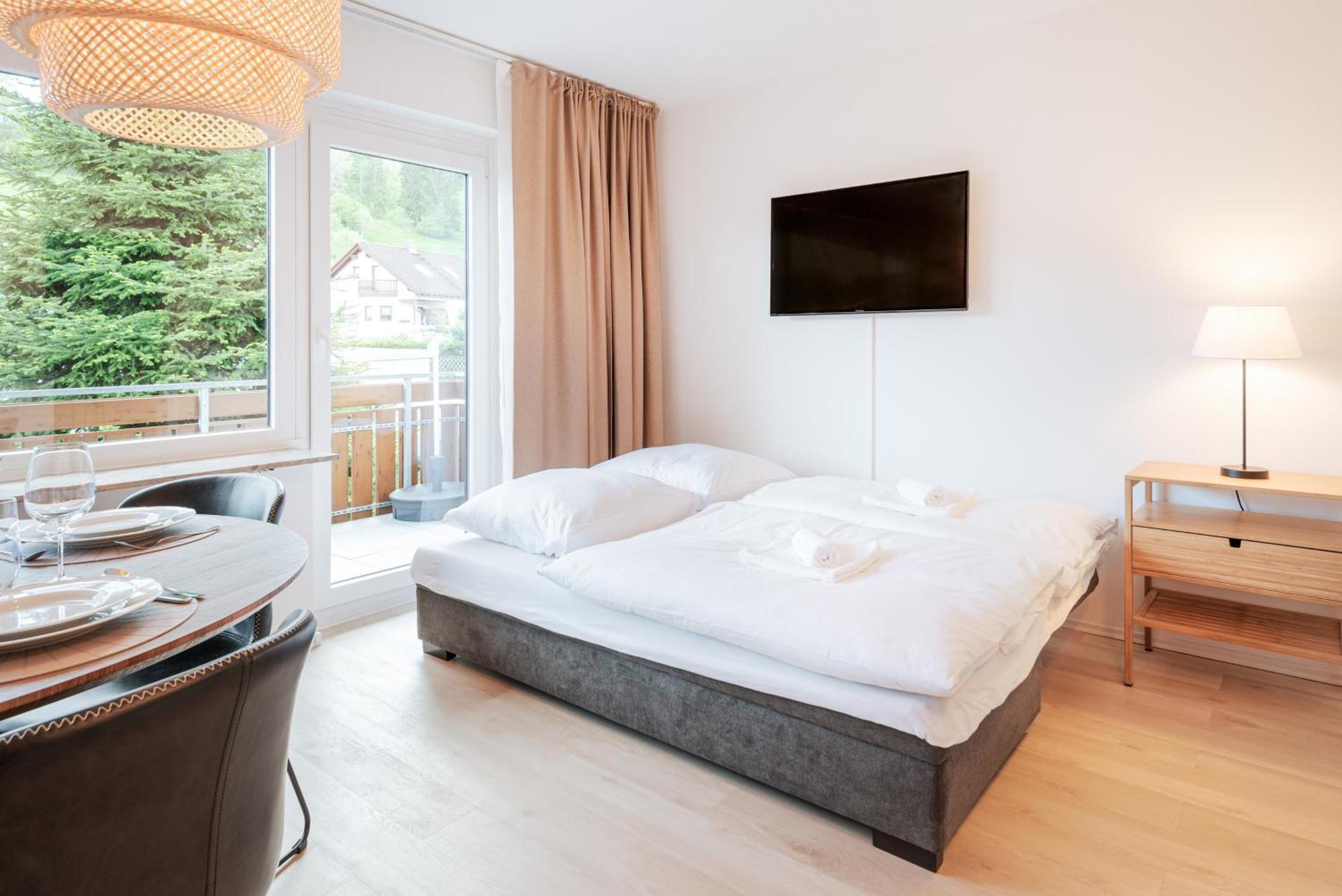 Ferienwohnung Sonnenglück mit großzügigem Südbalkon und Hochschwarzwaldkarte Lenzkirch Exterior foto